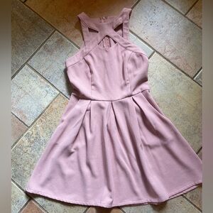 Dusty Pink / Mauve Dress with Pockets! 💗